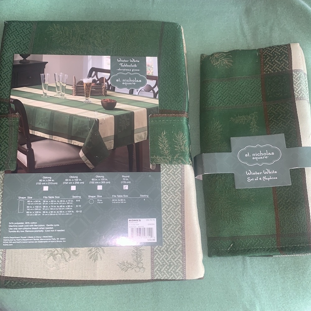 Tablecloth & Napkin Set